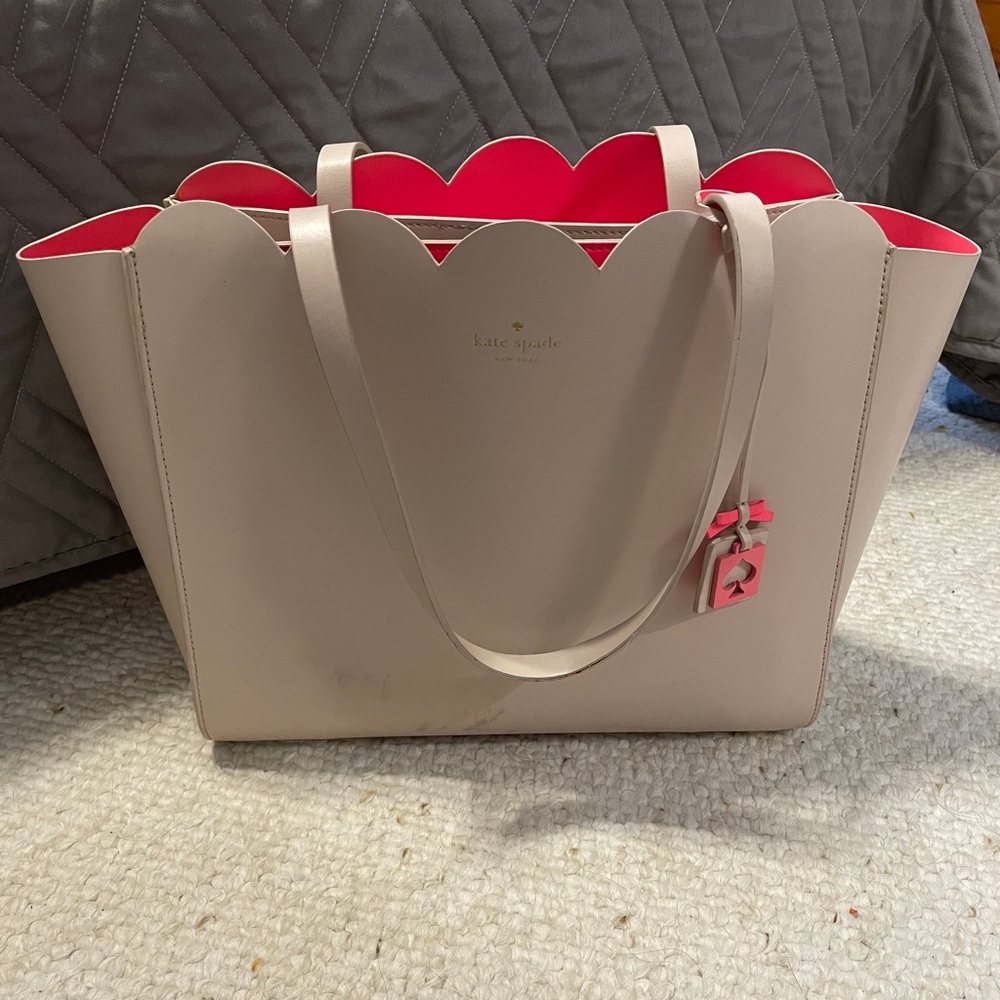 Kate Spade pink & tan scalloped shoulder bag